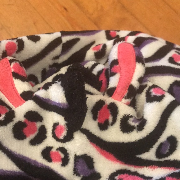 Joe boxer gilts fleece zebra robe - Picture 2 of 3